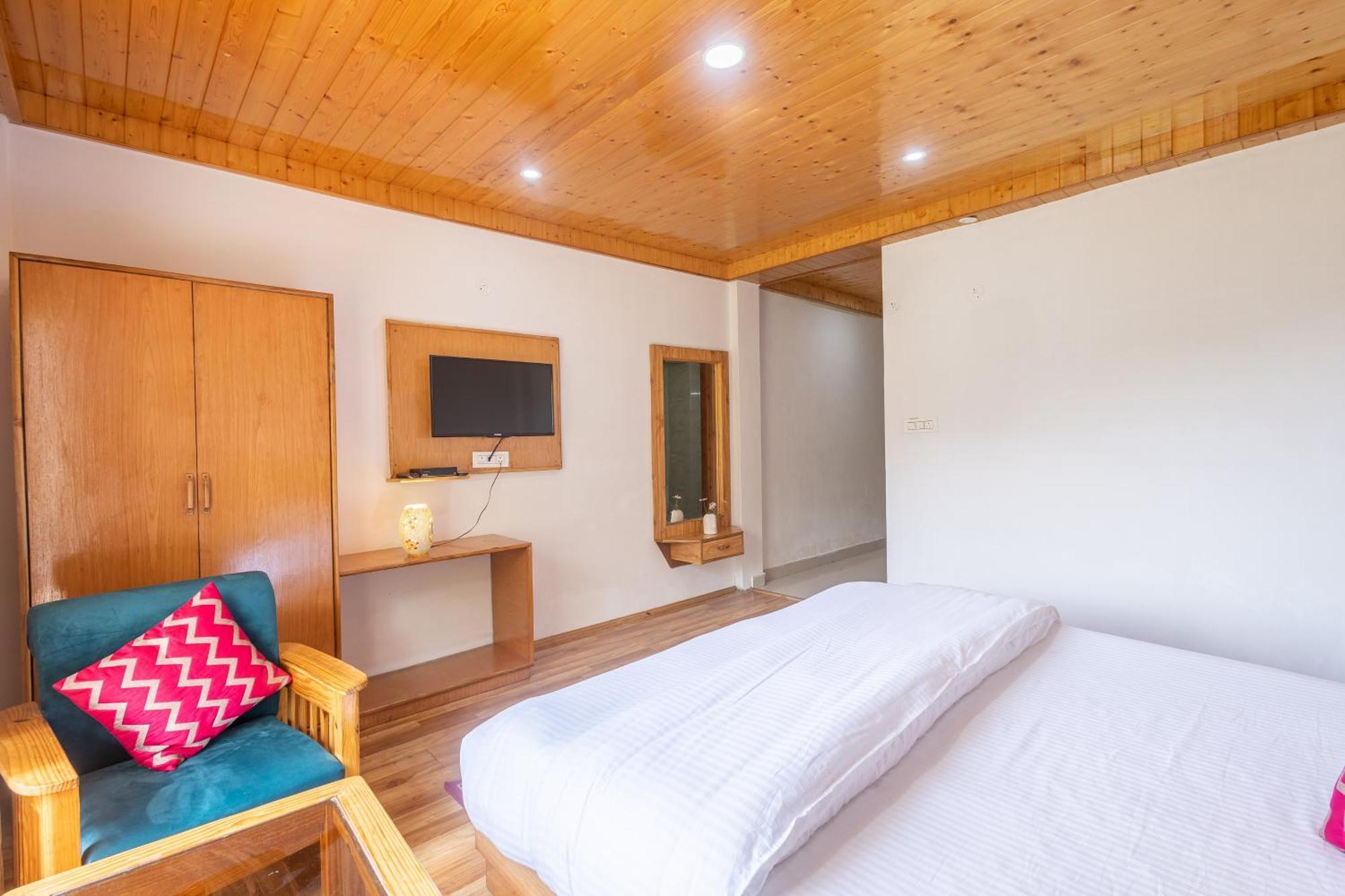Aroha Residency- A Countryside Resort Маналі Екстер'єр фото