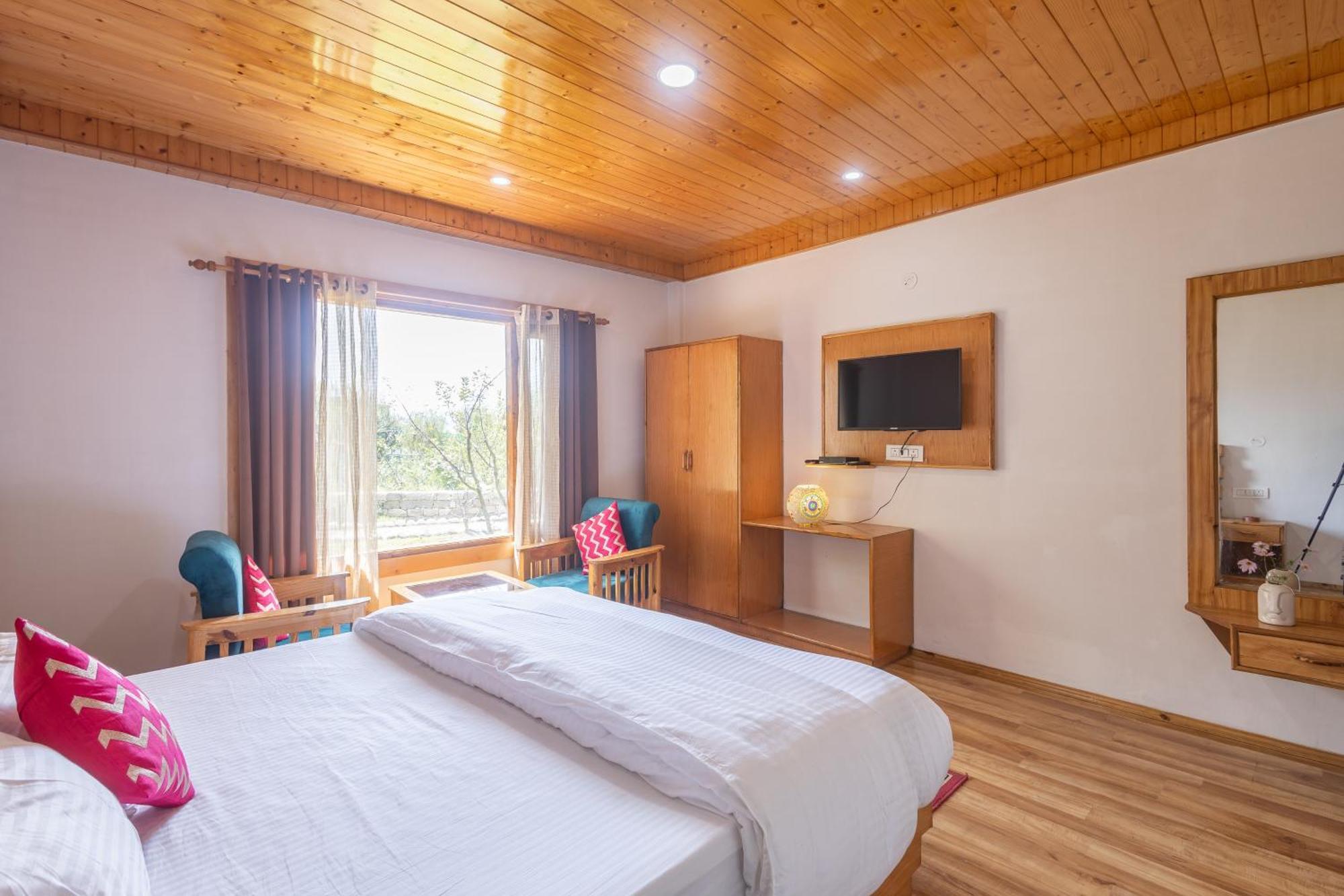 Aroha Residency- A Countryside Resort Маналі Екстер'єр фото
