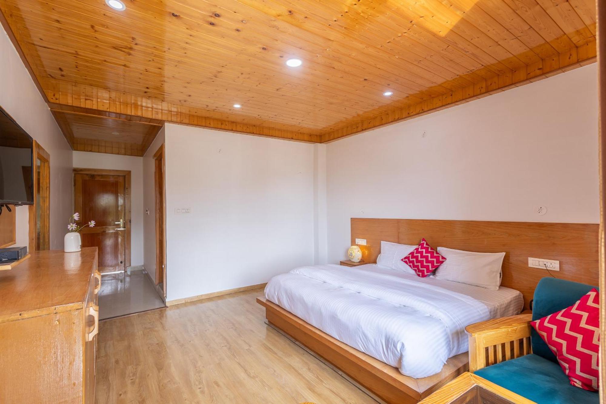 Aroha Residency- A Countryside Resort Маналі Екстер'єр фото